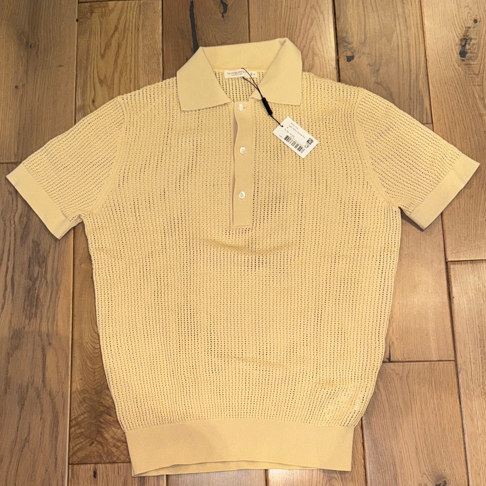 Suitsupply yellow mesh polo.